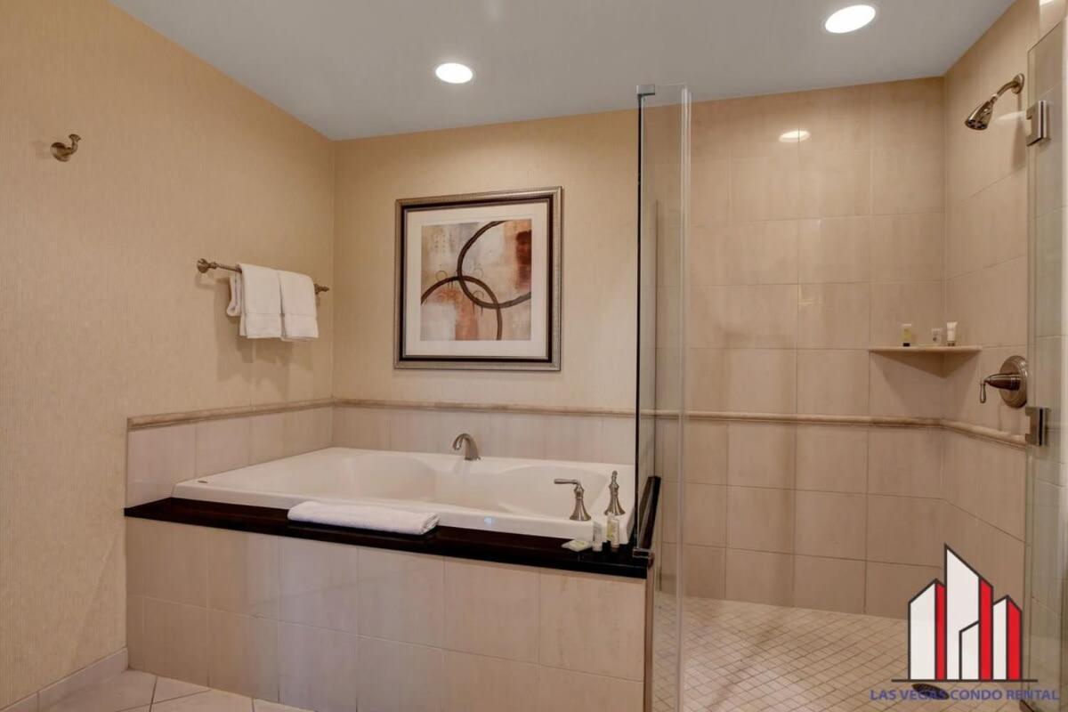 Mgm Signature-04-704 Jacuzzi Studio Las Vegas Bagian luar foto