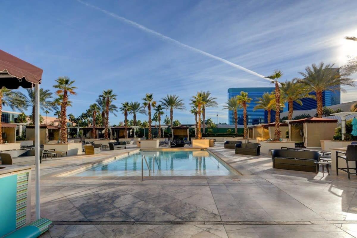 Mgm Signature-04-704 Jacuzzi Studio Las Vegas Bagian luar foto